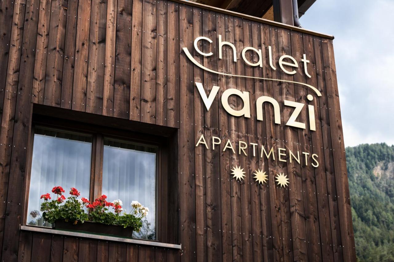 Chalet Vanzi Sankt Martin im Turm Buitenkant foto